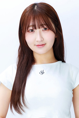 上瀬 ももな